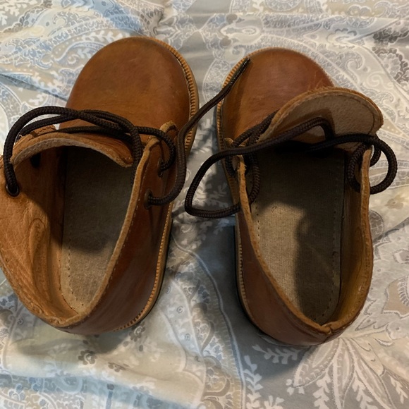 Mikoleon Chukka boots. Size 5.5. - Picture 6 of 6